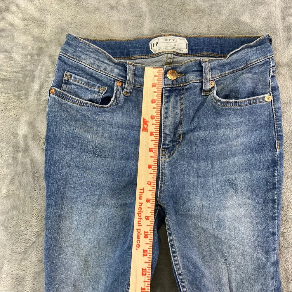 Free People Distressed Skinny Jeans Women's Size 26‎ Blue Denim